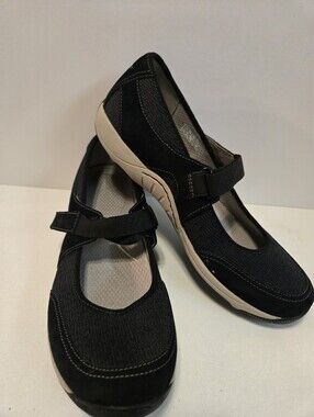 Dansko Women's Black and Cream Suede Mary Jane Flats